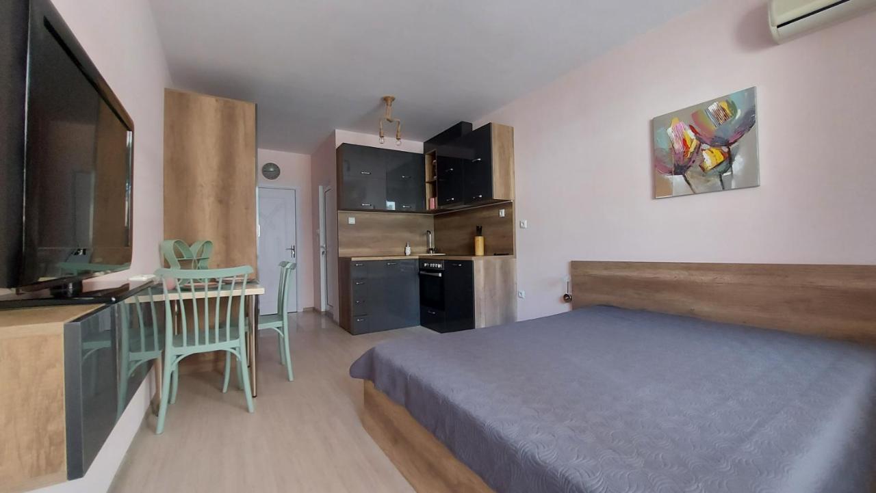 Hostex Pastello Deluxe Studio Стара-Загора Экстерьер фото