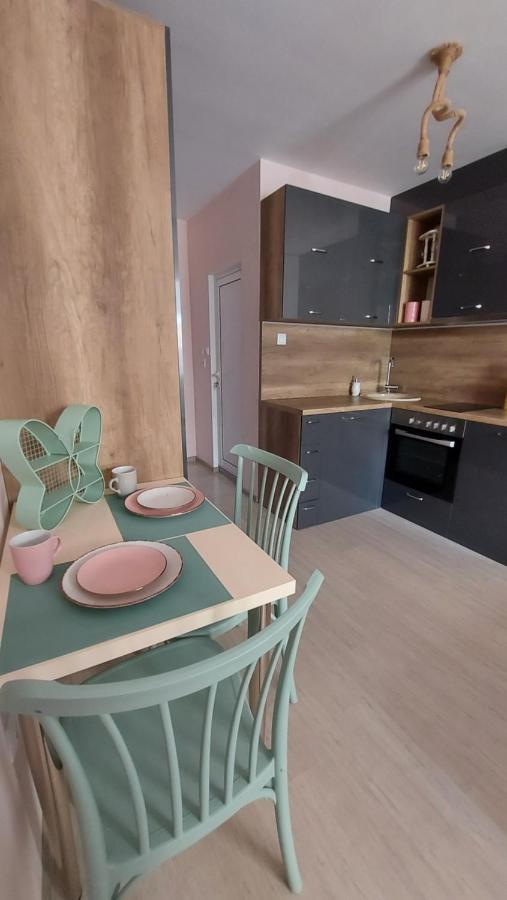Hostex Pastello Deluxe Studio Стара-Загора Экстерьер фото